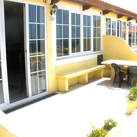 Apartahotel Quinta Da Vigia 3*