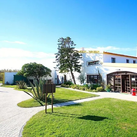 Apartahotel Quinta Da Vigia 3*